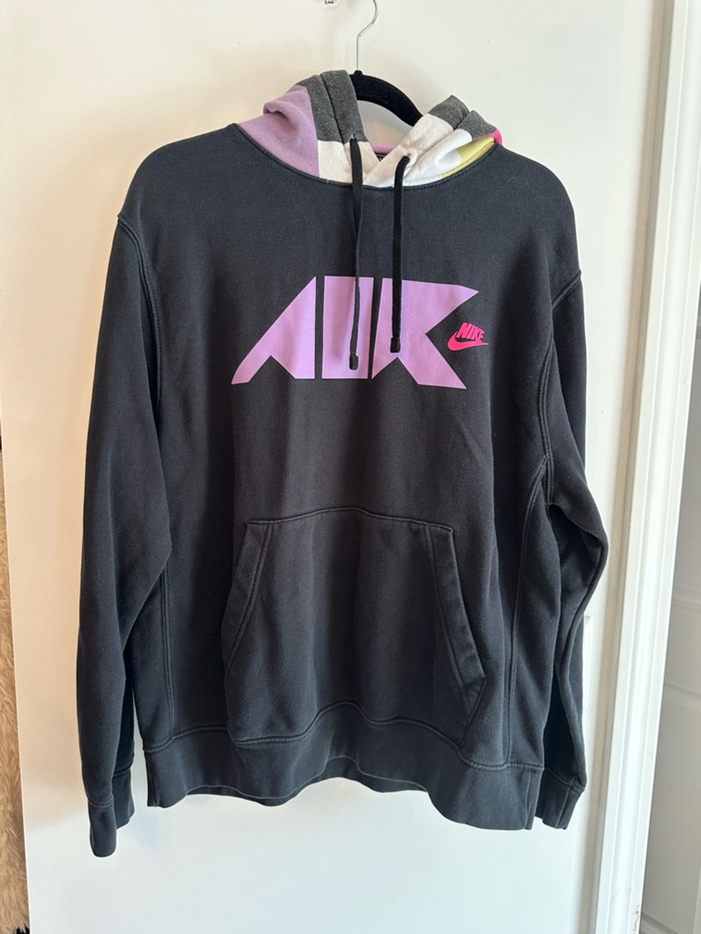 Rare Women’s Nike retro style Black Hoodie with Lavender Logo